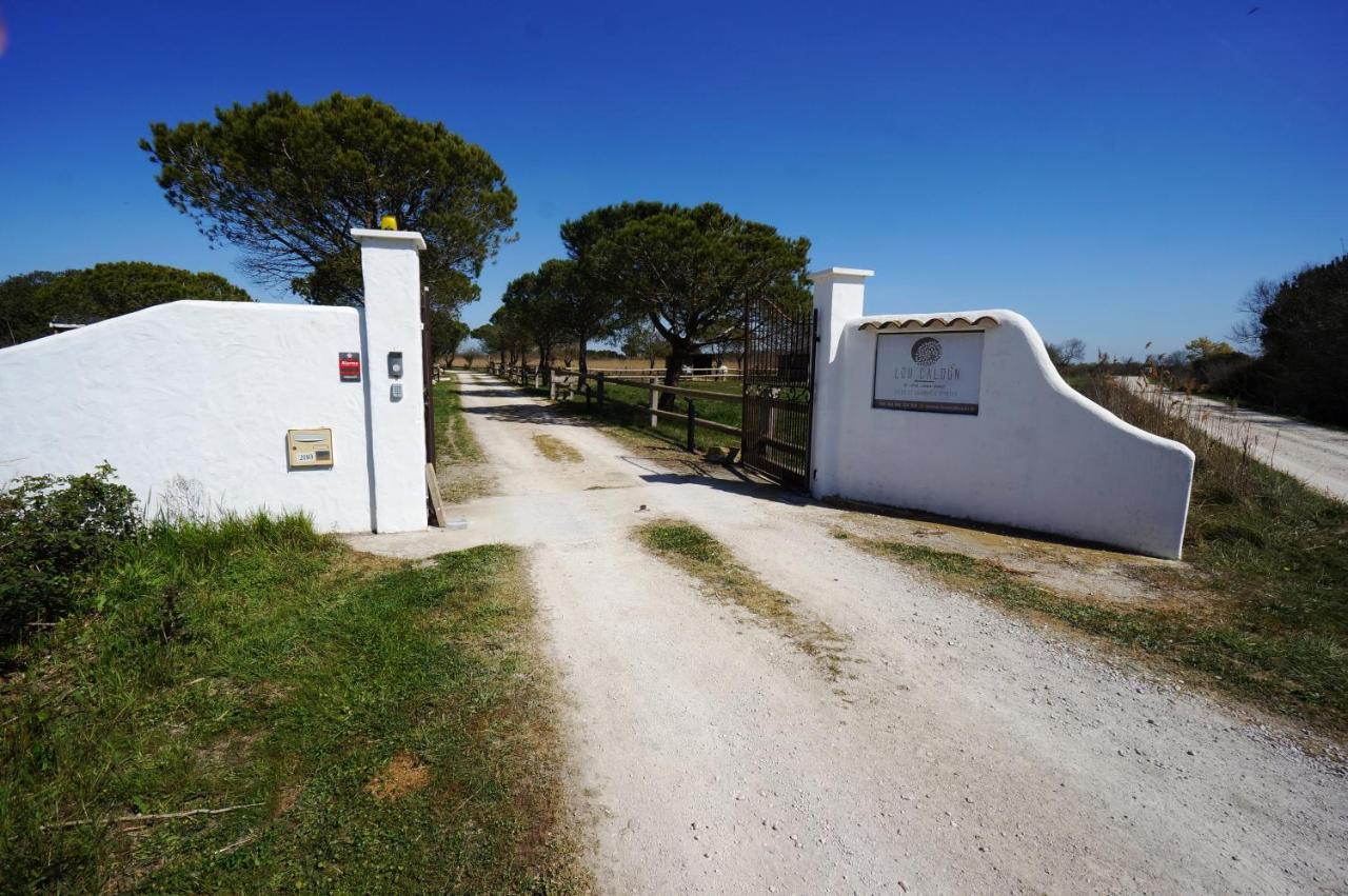 Gites Equestres Lou Caloun - Les Saintes Maries De La Mer Buitenkant foto